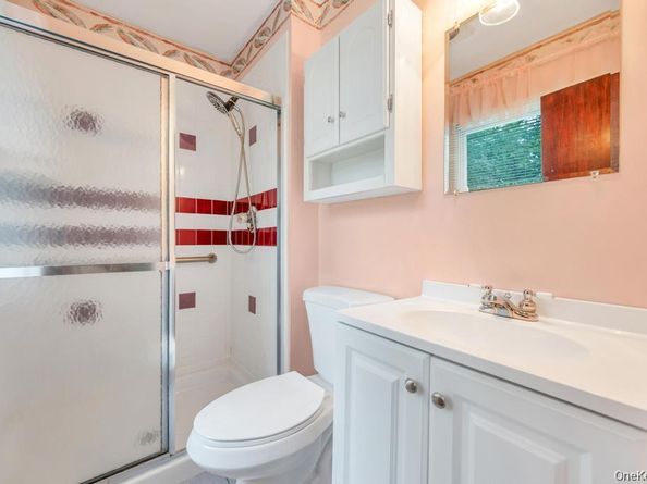 31 Essex Drive, Coram NY 11727