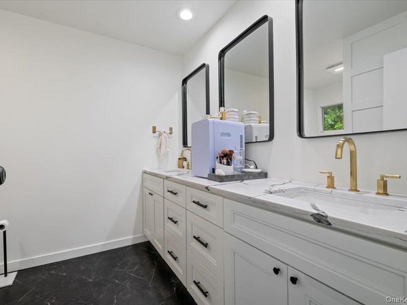 236 Northfield Road, Hauppauge NY 11788