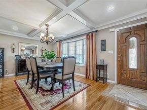 294 Swansdowne Drive, Seaford NY 11783