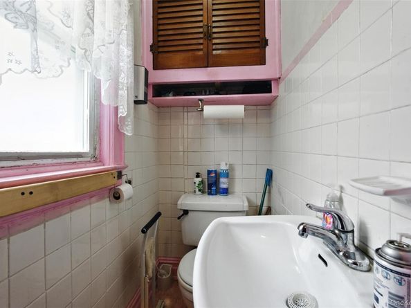 3034 Mickle Avenue, Bronx NY 10469