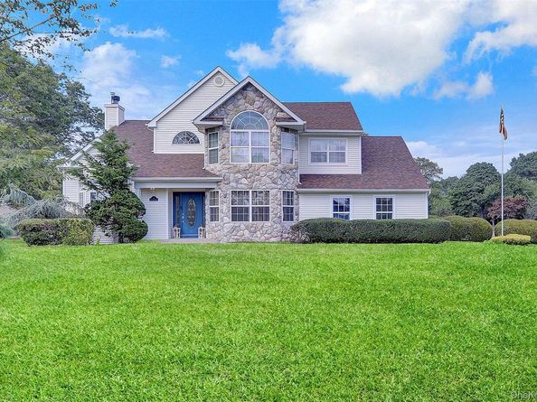4 Patty Ann Court, Port Jefferson Station NY 11776