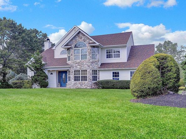 4 Patty Ann Court, Port Jefferson Station NY 11776