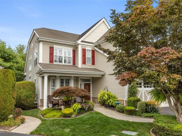 83 Ballad Court, Eastport NY 11941