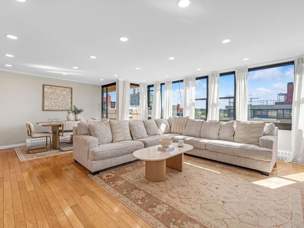 162-20 9 Avenue 9A, Beechhurst NY 11357
