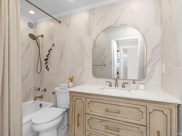 162-20 9 Avenue 9A, Beechhurst NY 11357