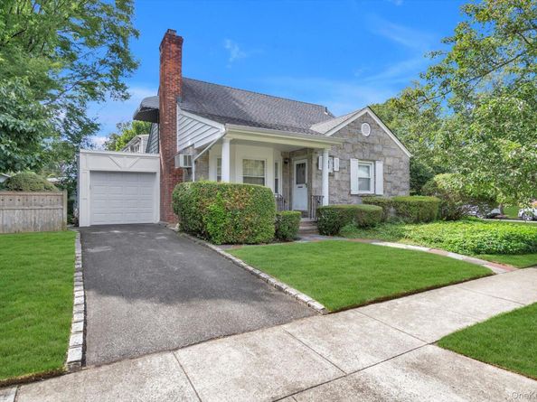 67 Maple Drive, New Hyde Park NY 11040