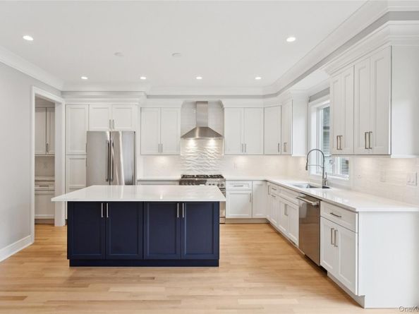 111 Fairfield Avenue, Port Washington NY 11050