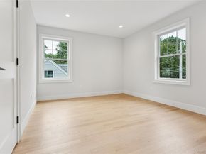 111 Fairfield Avenue, Port Washington NY 11050
