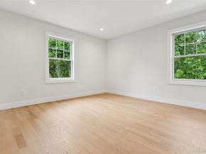 111 Fairfield Avenue, Port Washington NY 11050
