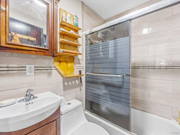 4239 Elbertson Street, Elmhurst NY 11373