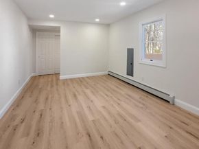 36 Arbutus Court, Ronkonkoma NY 11779