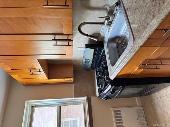 6360 102nd Street A18, Rego Park NY 11374