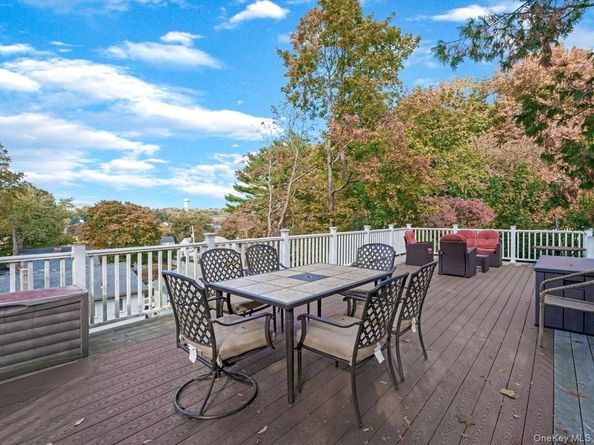 33 Berkshire Road, Yonkers NY 10710