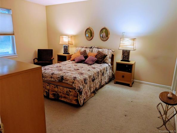 1 Morley Circle, Melville NY 11747