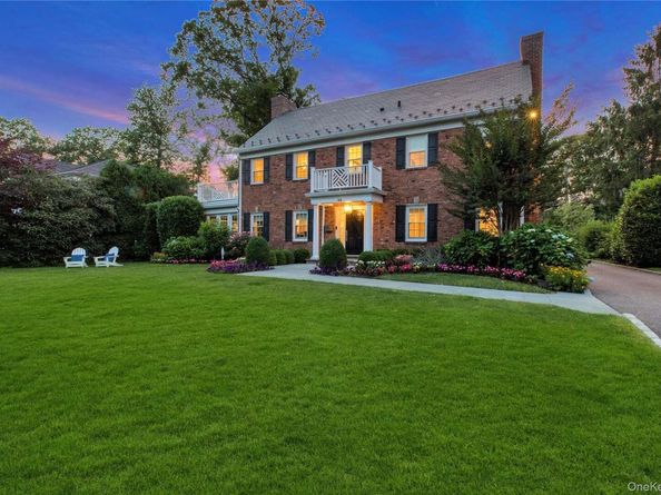 45 Mason Drive, Manhasset NY 11030