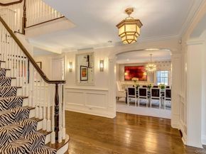 45 Mason Drive, Manhasset NY 11030