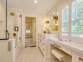 45 Mason Drive, Manhasset NY 11030