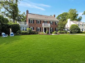 45 Mason Drive, Manhasset NY 11030