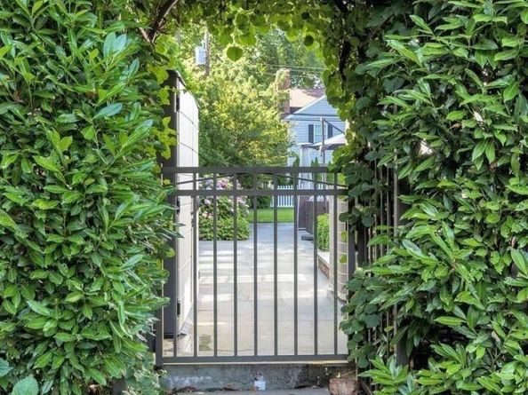 45 Mason Drive, Manhasset NY 11030