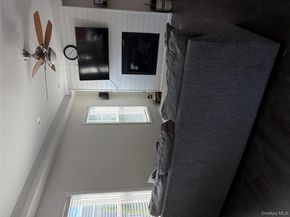 1661 Old Country Rd 563, Riverhead NY 11901