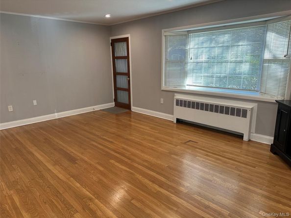 611 Asharoken Boulevard, Bay Shore NY 11706