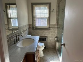 611 Asharoken Boulevard, Bay Shore NY 11706
