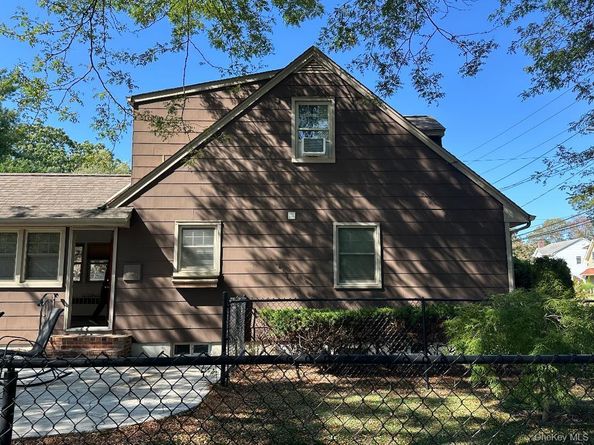 611 Asharoken Boulevard, Bay Shore NY 11706