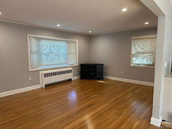 611 Asharoken Boulevard, Bay Shore NY 11706