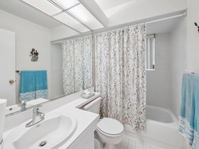14 Huntingdale Way, Middle Island NY 11953