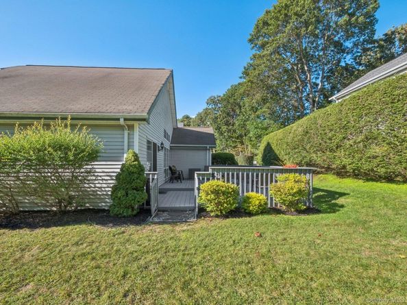 14 Huntingdale Way, Middle Island NY 11953