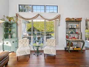 14 Huntingdale Way, Middle Island NY 11953