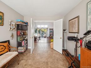 14 Huntingdale Way, Middle Island NY 11953