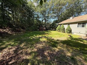 14 Clearview Avenue, Selden NY 11784