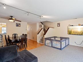 37 Stratford Green, Farmingdale NY 11735