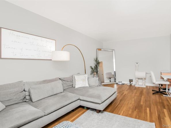 512 Kappock Street 1K, Bronx NY 10463