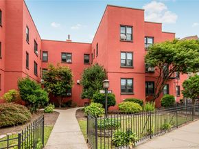 512 Kappock Street 1K, Bronx NY 10463
