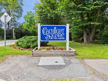 56 Coachlight Square