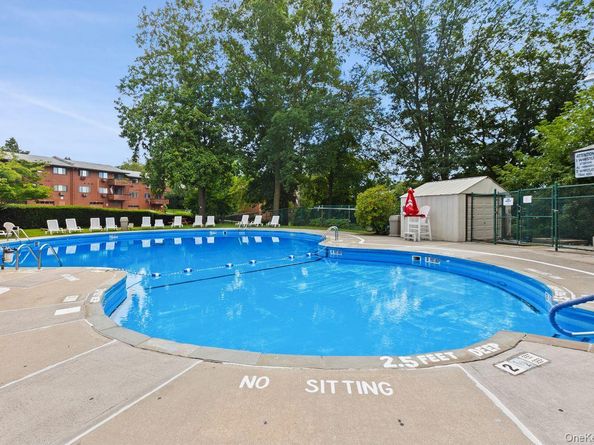 56 Coachlight Square 56, Montrose NY 10548