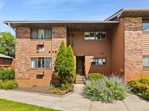 56 Coachlight Square 56, Montrose NY 10548