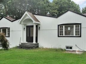 7 Weinmann Boulevard, Melville NY 11747