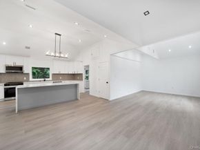 7 Weinmann Boulevard, Melville NY 11747