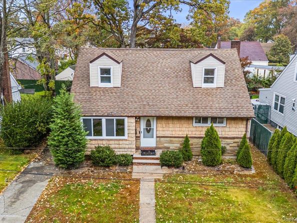 135 Dietz Street, Hempstead NY 11550