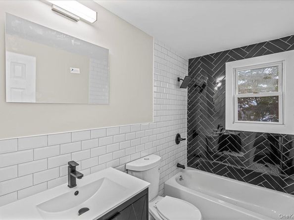 135 Dietz Street, Hempstead NY 11550