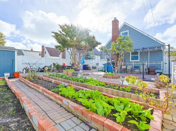 166-23 20th Road, Whitestone NY 11357