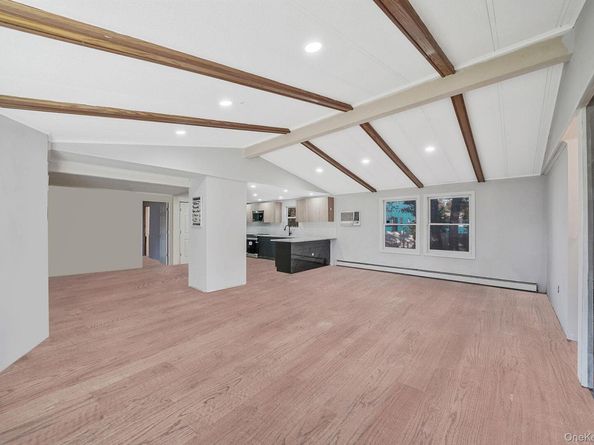 361 Erie Street, Holbrook NY 11741