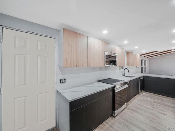 361 Erie Street, Holbrook NY 11741