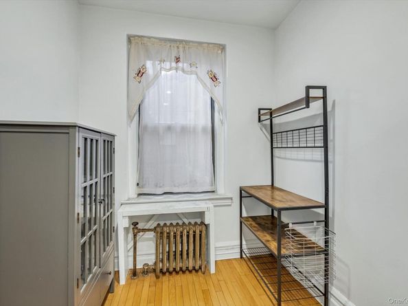 72-34 Austin Street F10, Forest Hills NY 11375