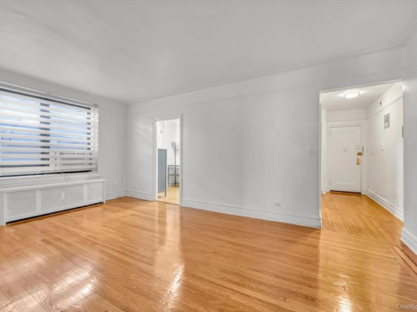 72-34 Austin Street F10, Forest Hills NY 11375