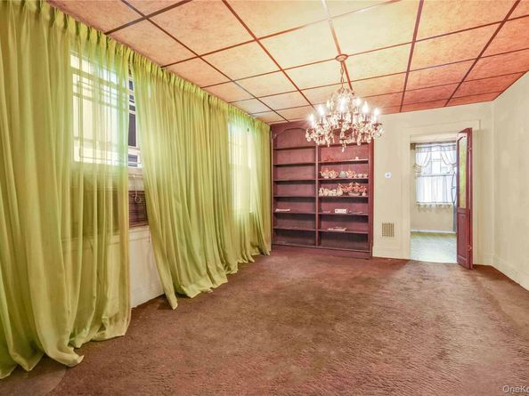 62-63 60th Drive, Maspeth NY 11378