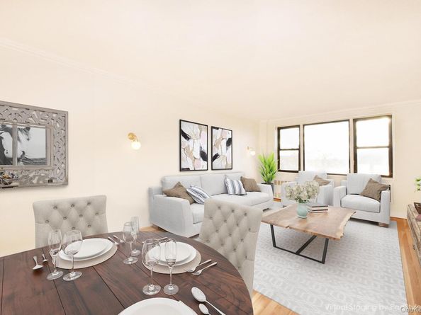 1 Birchwood Court 5H, Mineola NY 11501